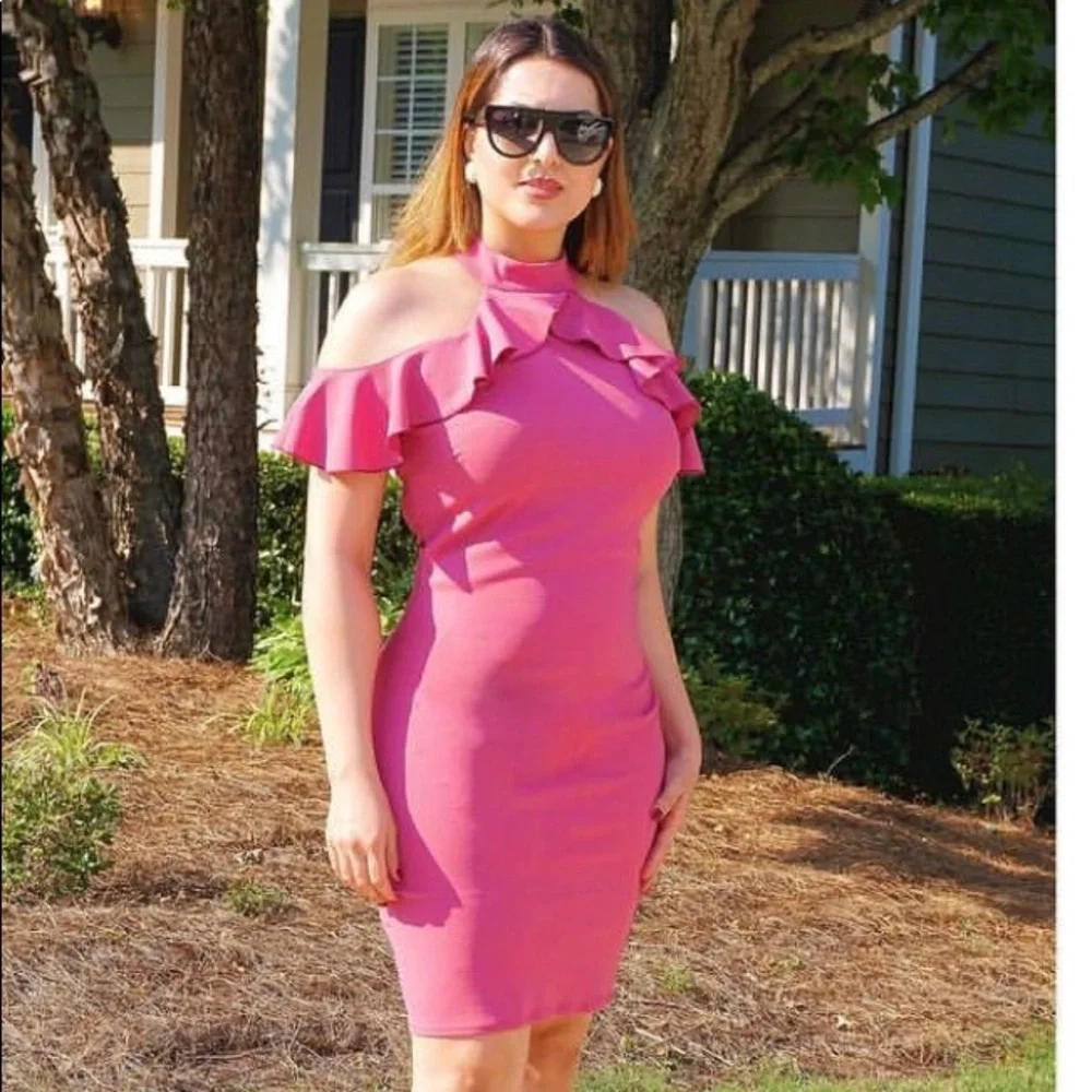 Dress - Picture 1 of 3